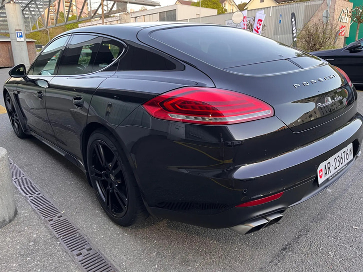 Porsche Panamera 4.8 V8 Turbo PDK
