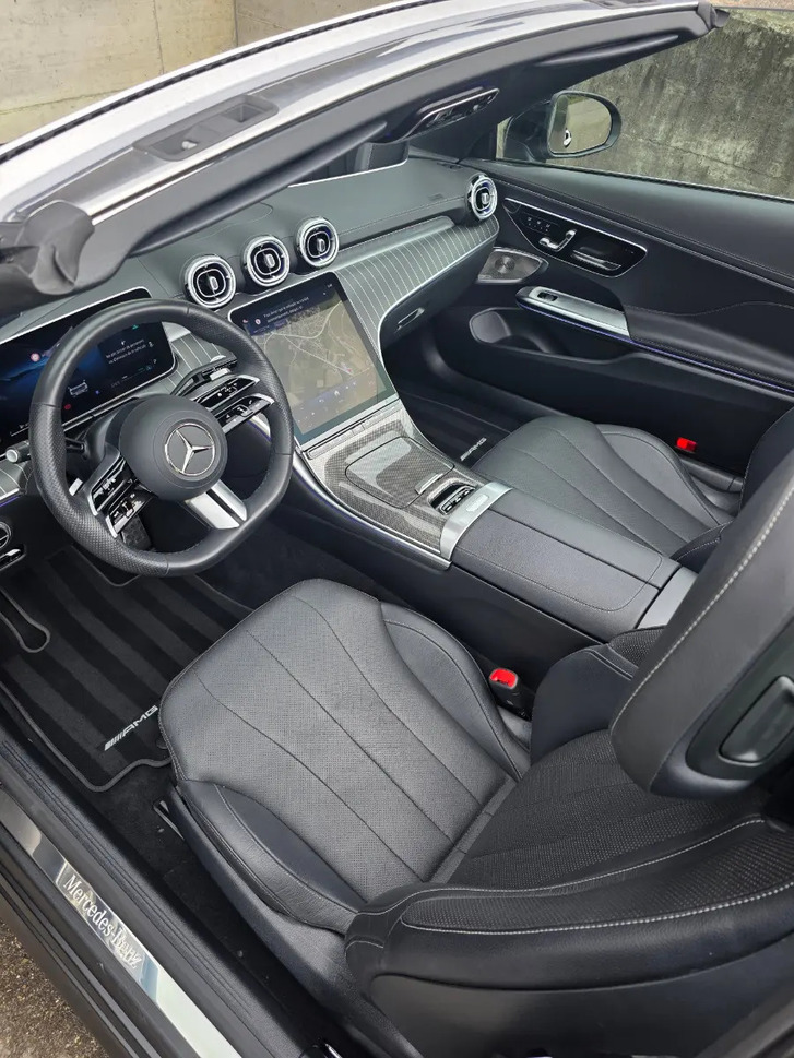 Mercedes-Benz CLE 300 Cabriolet 4MATIC AMG Line Mercedes-Benz Mercedes-Benz CLE A236 Cabriolet CLE 300 AMG Line 4matic