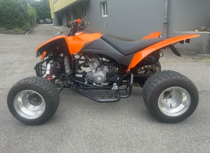Sportliches SMC Ram 520-RR Quad - Top Zustand SMC (SM) SMC (SM) Ram 520 RR