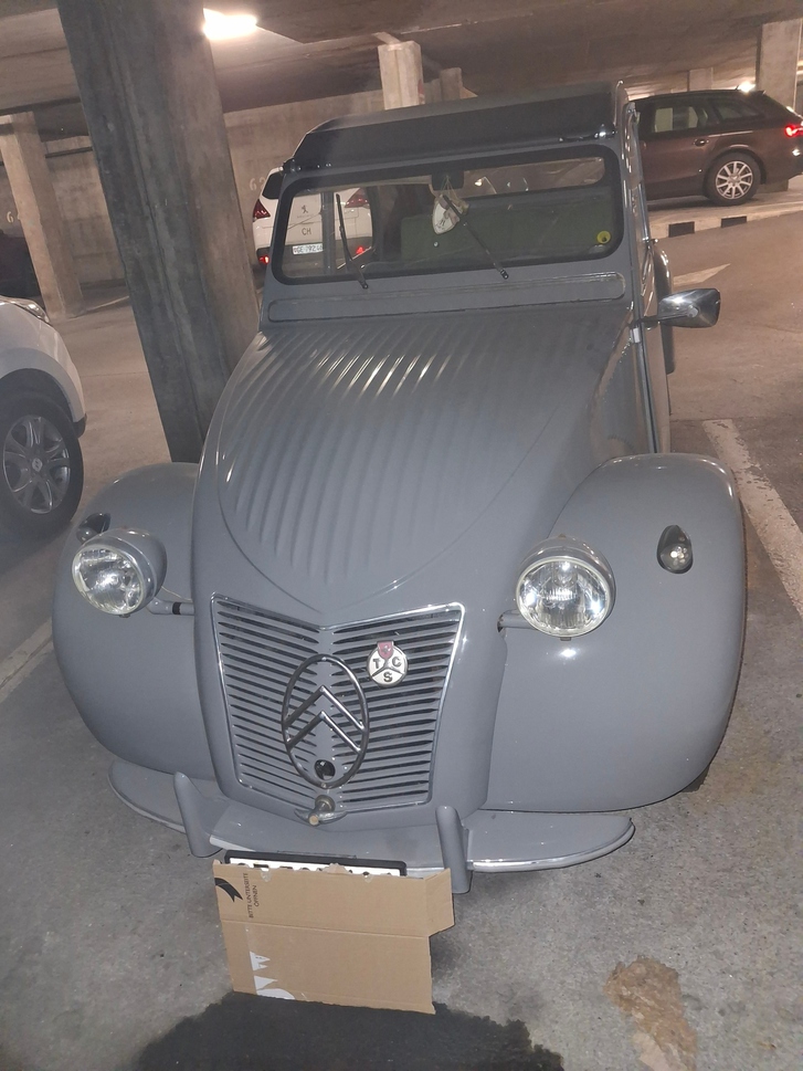Citroen 2CV AZ