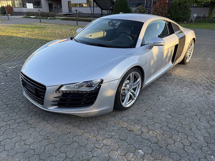 Audi R8 Coupé V8 quattro im Top-Zustand Audi Audi R8 Coupé 4.2 FSI V8 quattro R-Tronic