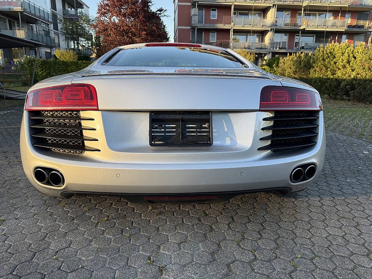 Audi R8 Coupé V8 quattro im Top-Zustand Audi Audi R8 Coupé 4.2 FSI V8 quattro R-Tronic