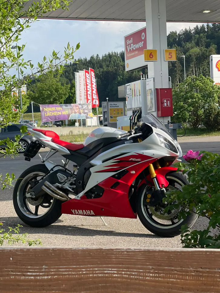 Yamaha YZF-R6 kaufen: Sportliche Motorrad-Performance YAMAHA YAMAHA YZF-R6