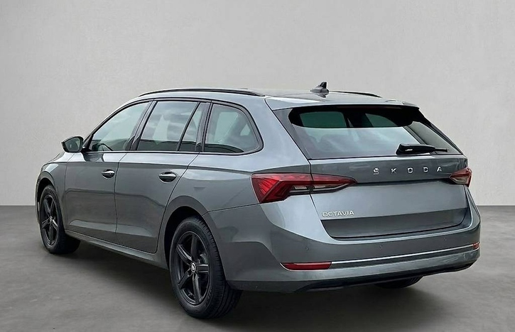Skoda Octavia Combi 2.0 TDI 4x4 DSG - Top Zustand Skoda Skoda Octavia Combi 2.0 TDI 200 Style 4x4 DSG