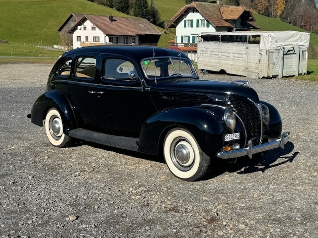 Ford (USA) Sedan 81A