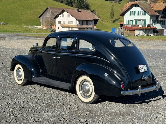 Ford (USA) Sedan 81A