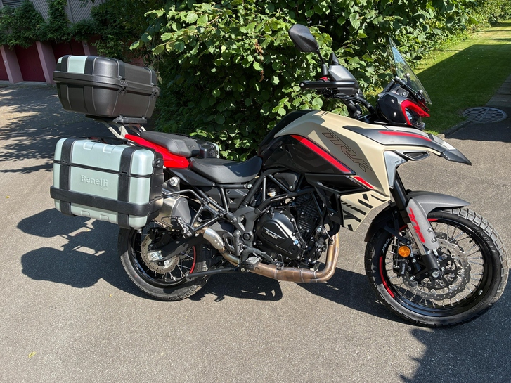 BENELLI TRK 702 X