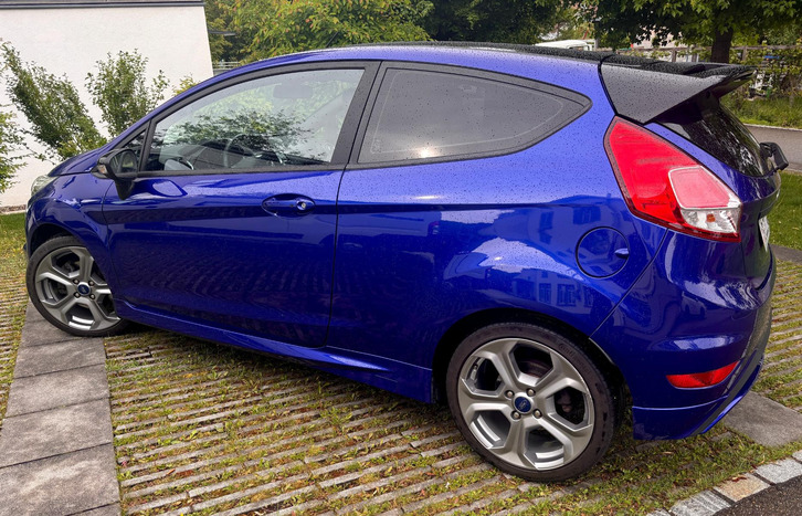 Ford Fiesta 1.6 EcoB ST-2