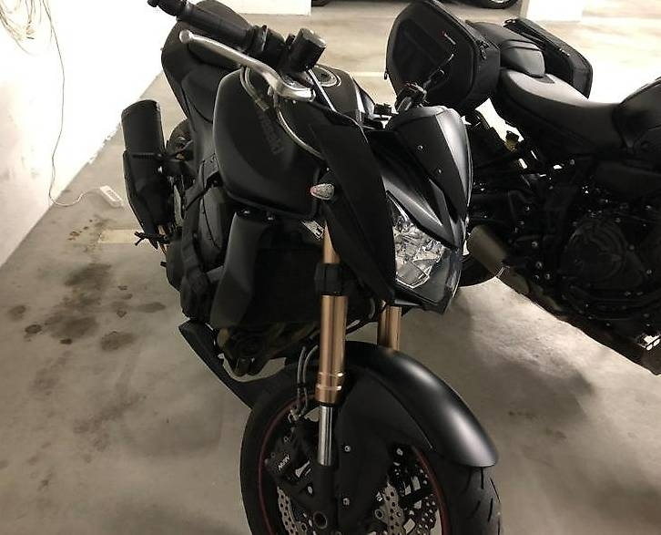 Kawasaki Z750R Motorrad in Top Zustand kaufen KAWASAKI KAWASAKI Z 750 R
