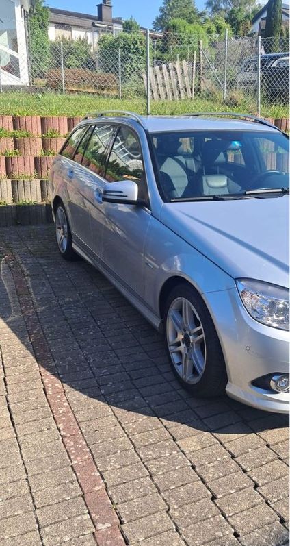 Mercedes-Benz C-Klasse S204 Kombi C 200 CGI BlueEF
