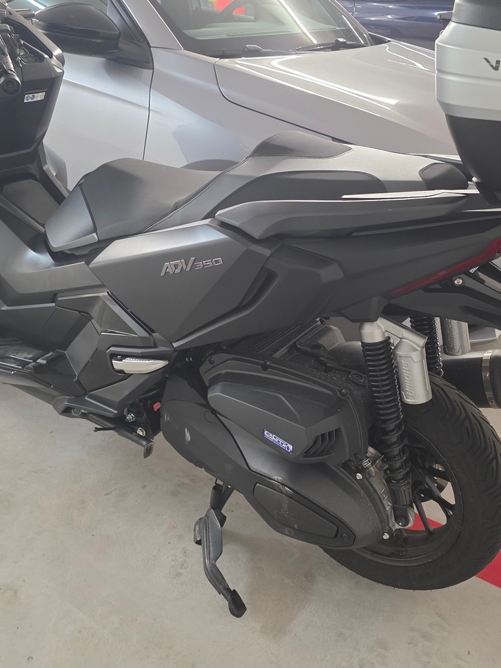 Honda ADV 350A - Top Zustand, Günstig Kaufen HONDA HONDA ADV 350A