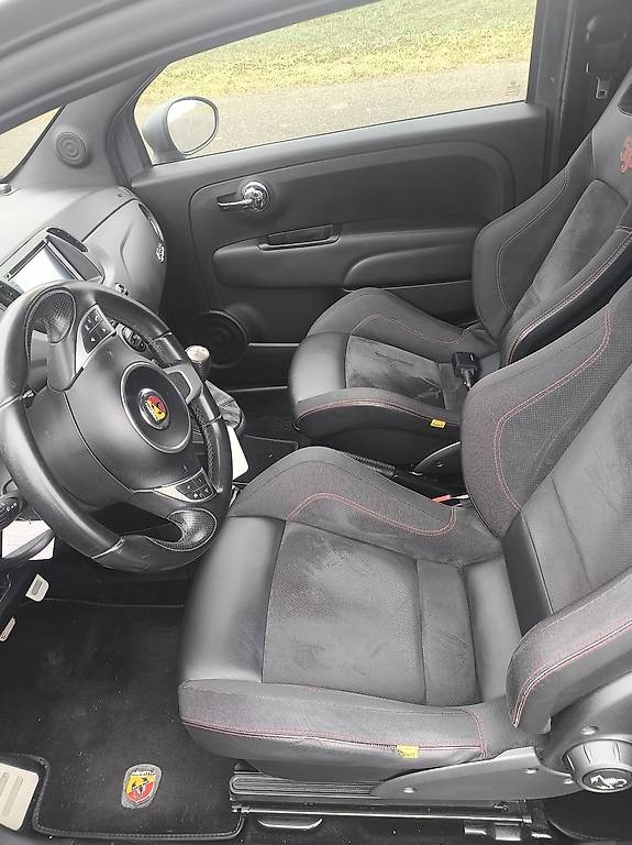 Fiat 595 Abarth 1.4 T-Jet 180 - Top gepflegt! Fiat Fiat 595 Abarth 1.4 T-Jet 180 Competizione