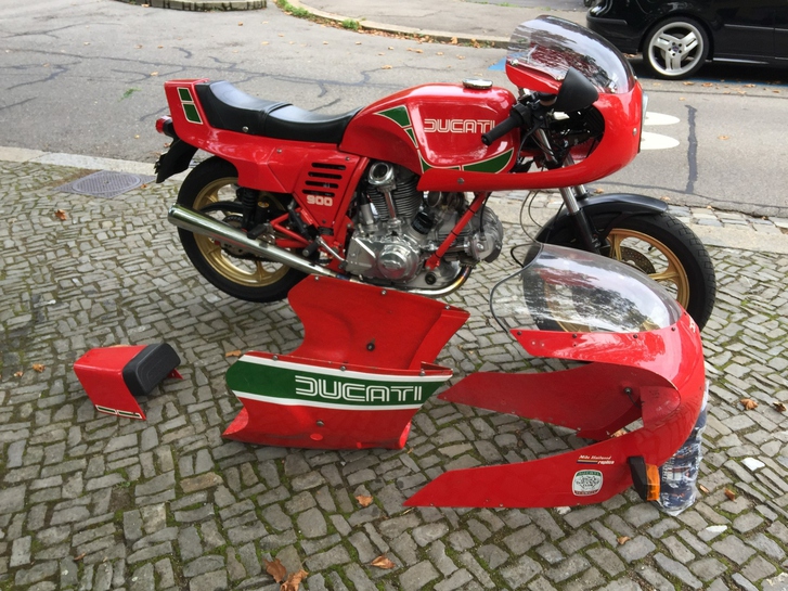 Ducati 900 SS MHR Mike Hailwood Replica kaufen DUCATI DUCATI 900 SS MHR (Mike Hailwood Replica)