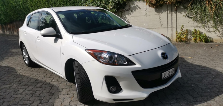 Mazda 3 Hatchback 1.6 CD Exclusive Mazda 3 Hatchback 1.6 CD Exclusive