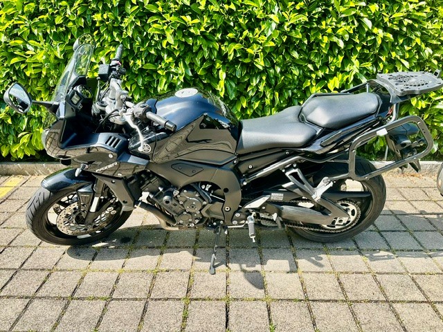 Yamaha FZ1-SA Sporttourer mit ABS, 150 PS YAMAHA YAMAHA FZ1-SA