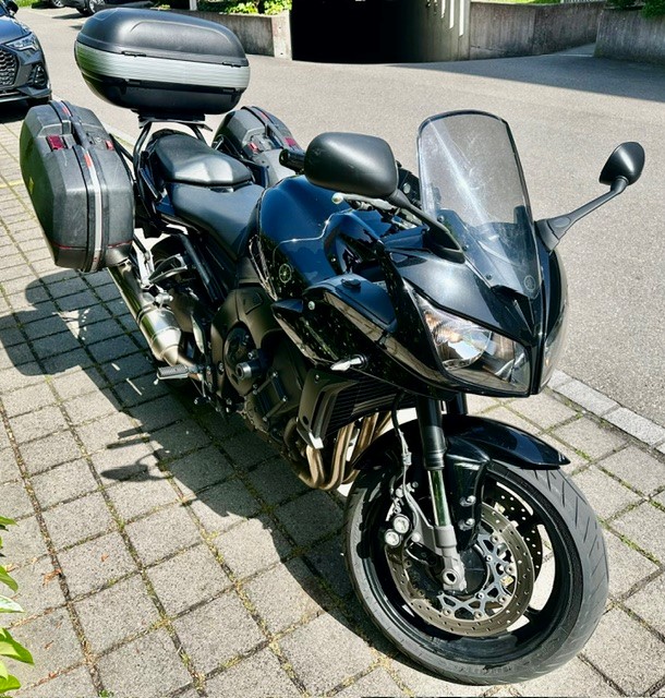 Yamaha FZ1-SA Sporttourer mit ABS, 150 PS YAMAHA YAMAHA FZ1-SA