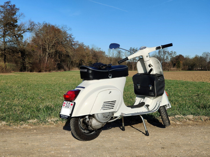 Vintage Vespa 125 Primavera 1976 - Jubiläumsmodell PIAGGIO PIAGGIO Vespa 125 Primavera VM