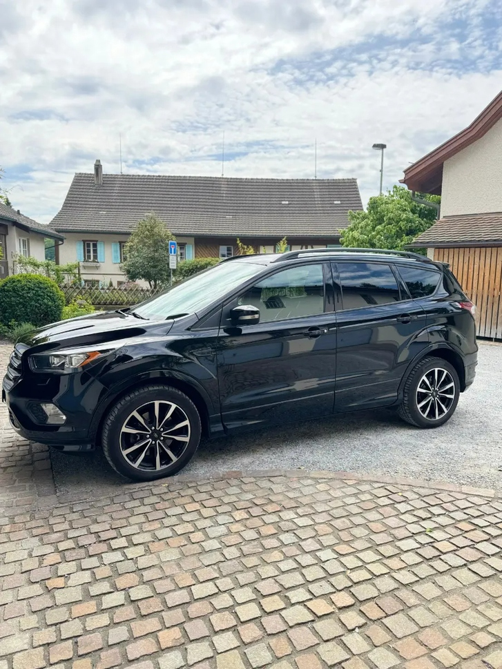 Ford Kuga 2.0 TDCi 180 ST-Line FPS