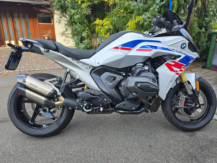 Kaufen Sie Ihren BMW R 1300 RS: Jetzt Verfügbar BMW BMW R 1300 RS