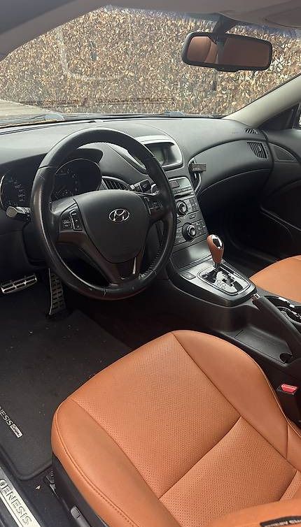 Hyundai Genesis Coupé 2.0 T
