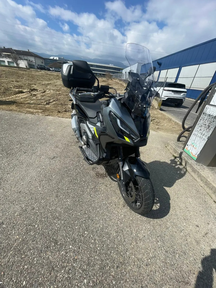 Honda X-ADV 750 35kW günstig zu verkaufen HONDA HONDA X-ADV 750 (35kW)