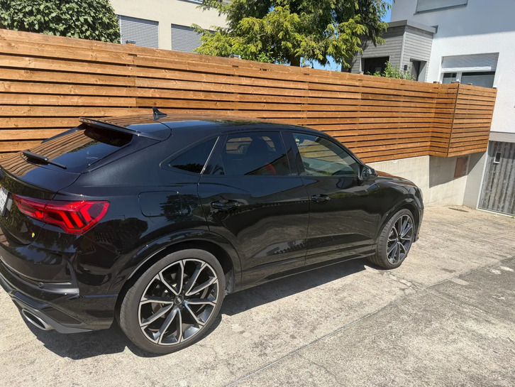 Audi RS Q3 2.5 TFSI quattro - Top Ausstattung Audi Audi RS Q3 2.5 TFSI quattro S-Tronic
