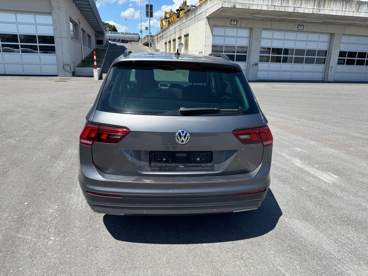 VW Tiguan 2.0 TSI Comfortline DSG - Top Zustand VW VW Tiguan 2.0 TSI Comfortline DSG