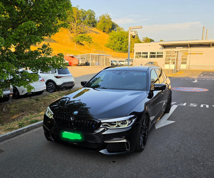 BMW 5er Touring M550d xDrive - Luxus & Leistung BMW BMW 5er Reihe G31 Touring M550d xDrive SAG