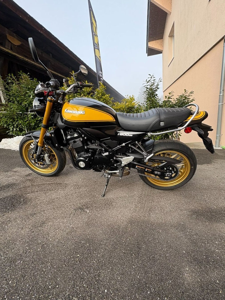KAWASAKI  Z 900 RS SE