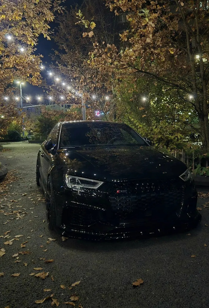 Audi RS3 Limousine 2.5 T FSI quattro S-Tronic