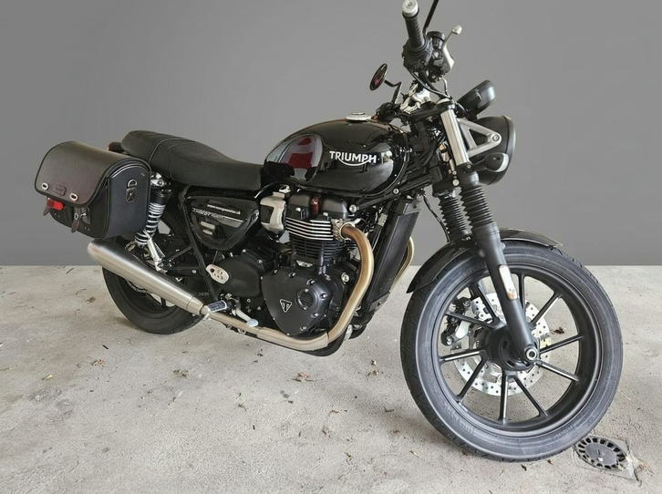Triumph Speed Twin 900, frisch ab Service TRIUMPH TRIUMPH Speed Twin 900