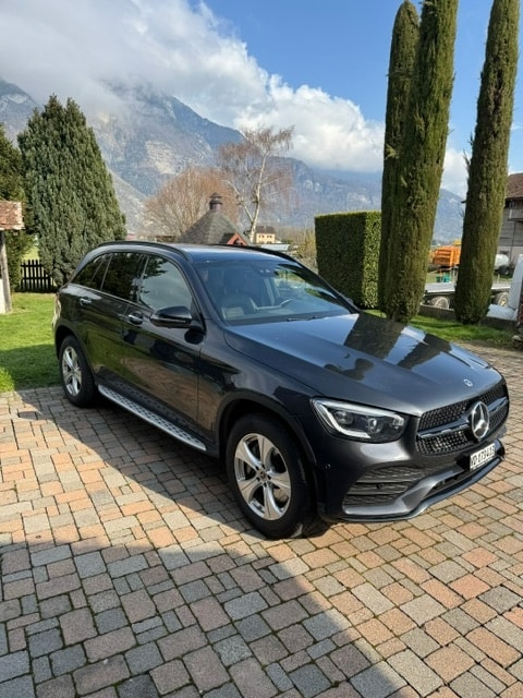 Mercedes-Benz GLC-Klasse X253 GLC 300 e Off-Road 4m Mercedes-Benz GLC-Klasse X253 GLC 300 e Off-Road 4m