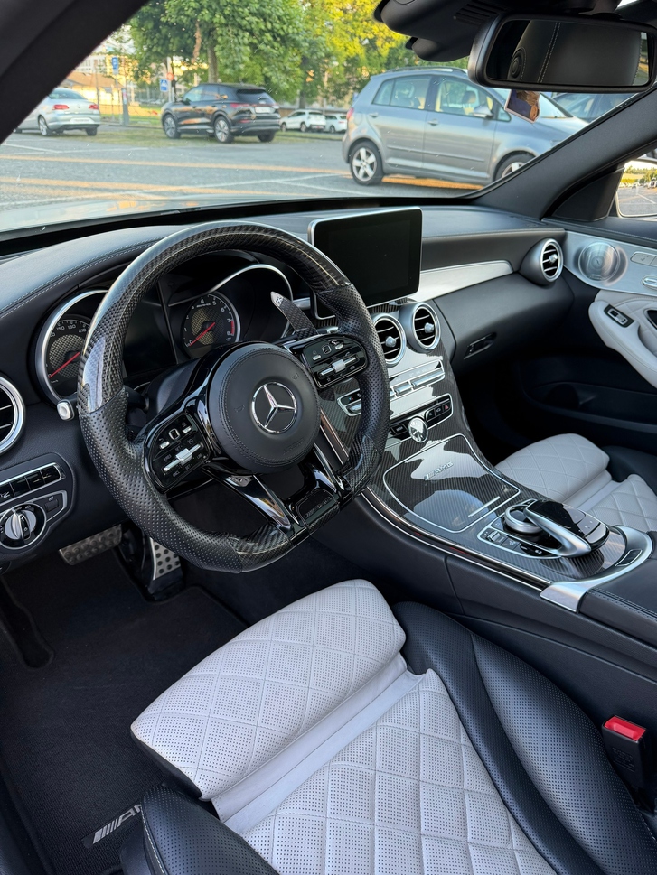 Mercedes-Benz Mercedes-Benz C-Klasse W205 C 63 AMG