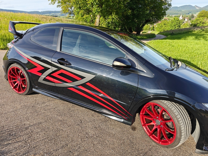 Honda Civic 2.0i-VTEC Type-R Plus Honda Civic 2.0i-VTEC Type-R Plus
