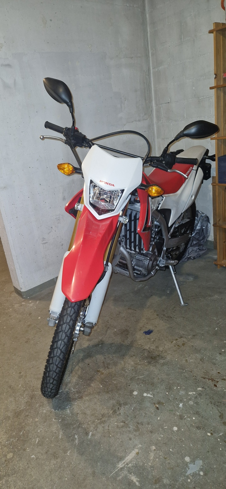 Honda CRF250L Motorrad, top Zustand, wenig Kilometer HONDA HONDA CRF 250 L