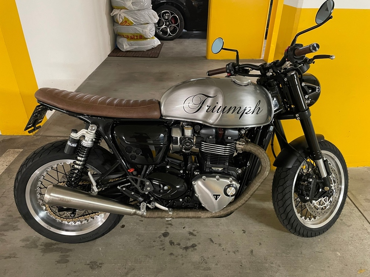 Triumph Thruxton R 1200 i ABS zum Verkauf TRIUMPH TRIUMPH Thruxton R 1200 i ABS