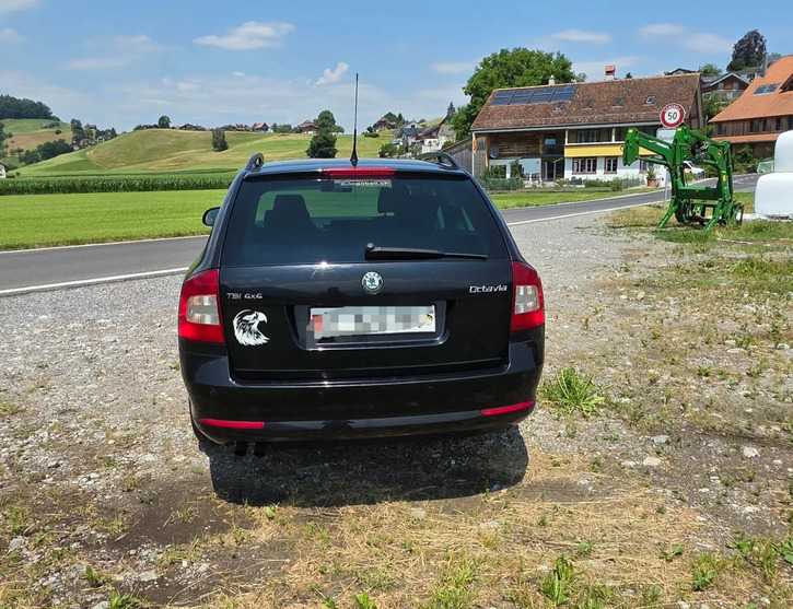Skoda Octavia Combi Adventure 4x4 - Frisch ab MFK Skoda Skoda Octavia Combi 1.8 T-FSI Adventure 4x4