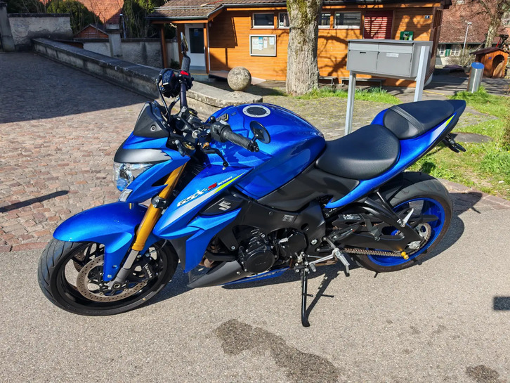 Attraktive Suzuki GSX-S 1000 ABS, Baujahr 2015 SUZUKI SUZUKI GSX-S 1000 ABS