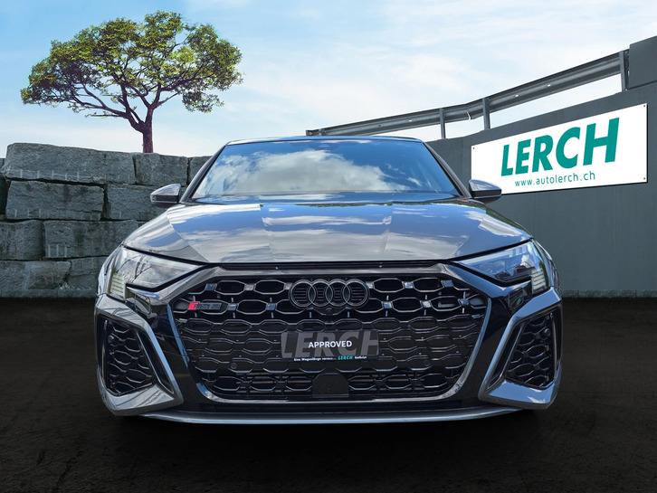 Audi RS3 Sportback 2.5 TFSI quattro - Top Features Audi Audi RS3 Sportback 2.5 TFSI quattro S-Tronic
