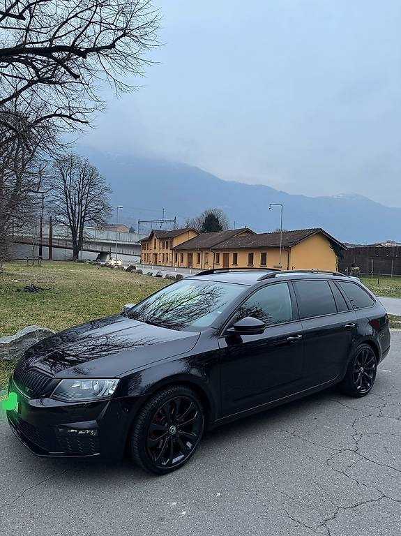Skoda Octavia RS 2.0 TDI 2017 Zu Verkaufen Skoda Skoda Octavia Combi 2.0 TDI 184 RS DSG