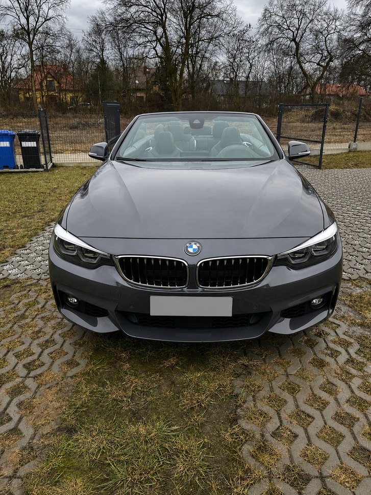 BMW 4er Cabrio 440i xDrive jetzt entdecken BMW BMW 4er Reihe F33 Cabrio 440i xDrive