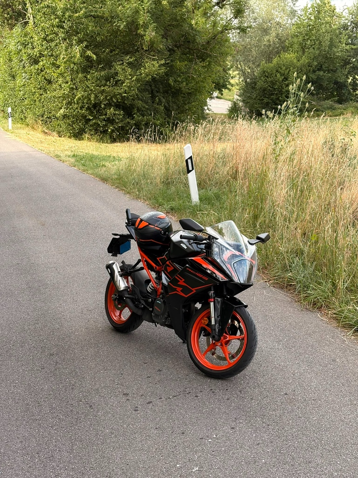 KTM RC 125 GP KTM RC 125 GP