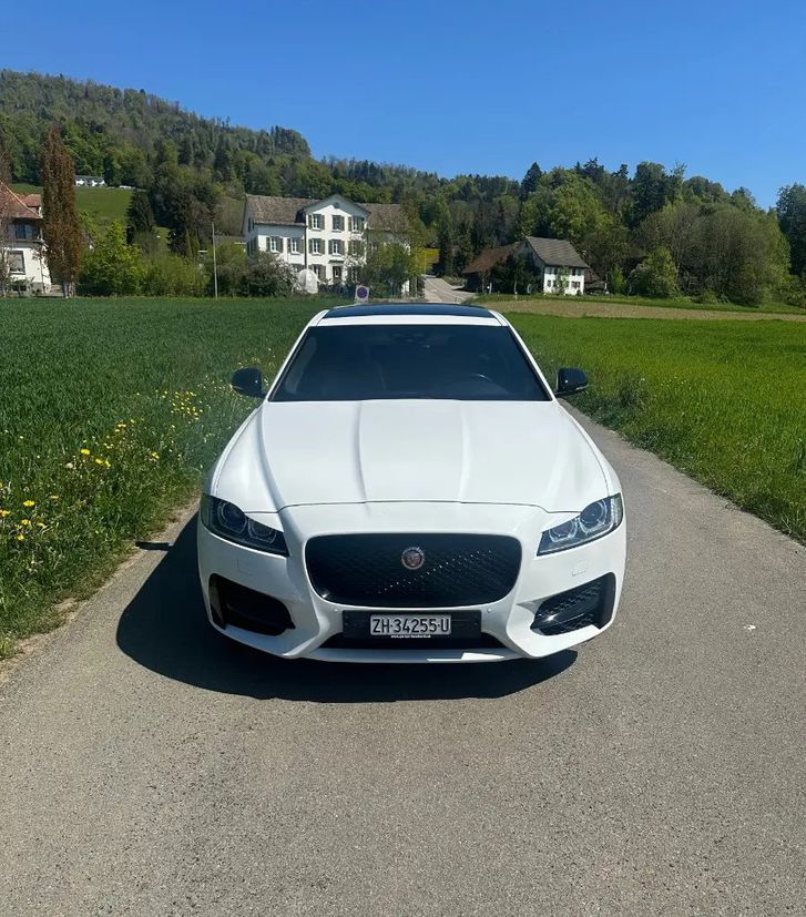 Jaguar XF Sportbrake 2.0 T R-Sport in Top-Zustand Jaguar Jaguar XF Sportbrake 2.0 T R-Sport