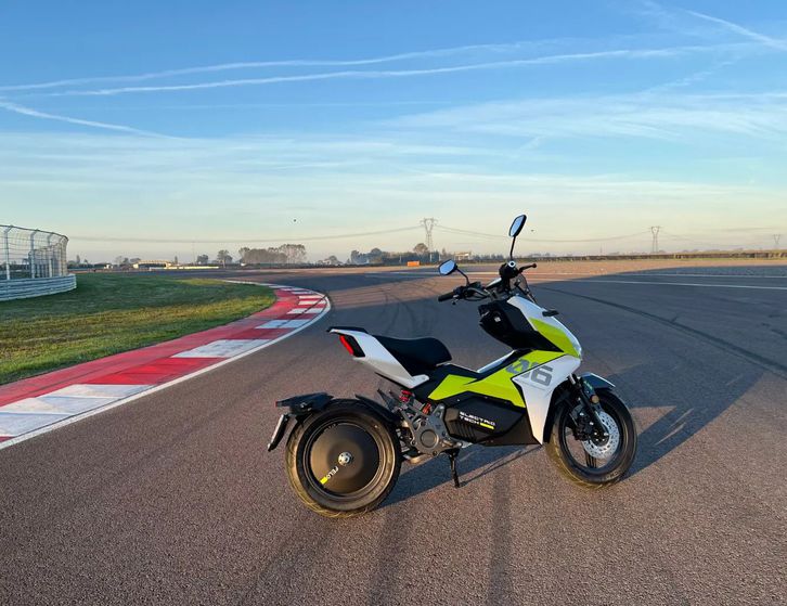 ETRIX Felo W06