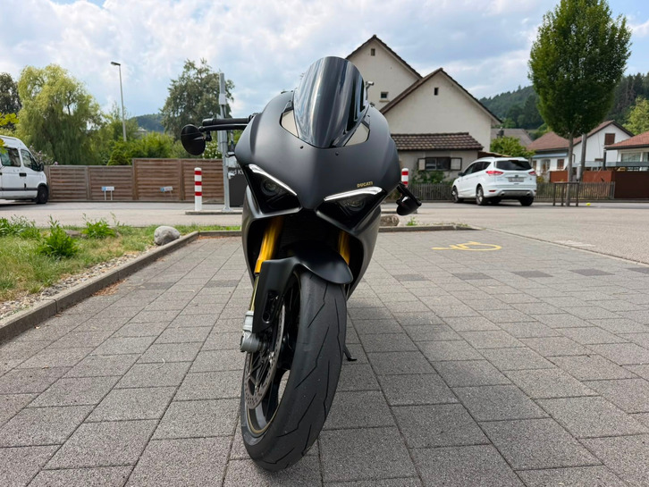 Ducati Panigale V4 S - Top gepflegt, optisch verndert DUCATI DUCATI Panigale 1103 V4 S