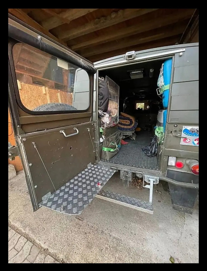 STEYR Puch Pinzgauer 712M