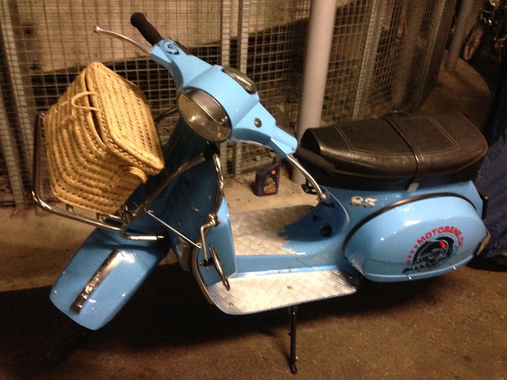PIAGGIO Vespa PX 125 E