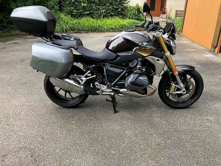 BMW R 1250 R Neuwertig mit Touring Paket BMW BMW R 1250 R