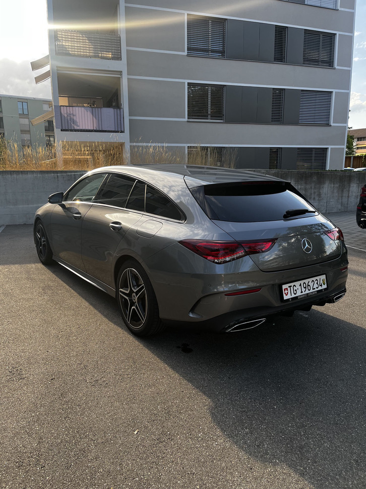 Mercedes-Benz CLA 200 AMG Shooting Brake - Top Zustand Mercedes-Benz Mercedes-Benz CLA-Klasse X118 Shooting Brake CLA 200 AMG Line
