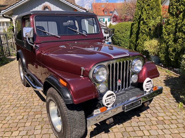 JEEP CJ-7 5.0 V8 JEEP CJ-7 5.0 V8